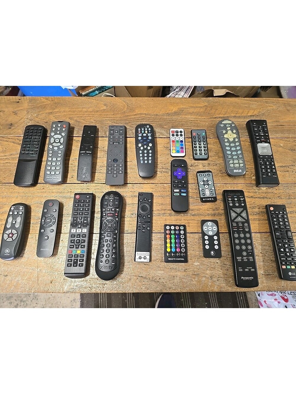 Lot of 20 Mixed Remote Controls Samsung LG Insignia Panasonic Philips Ge